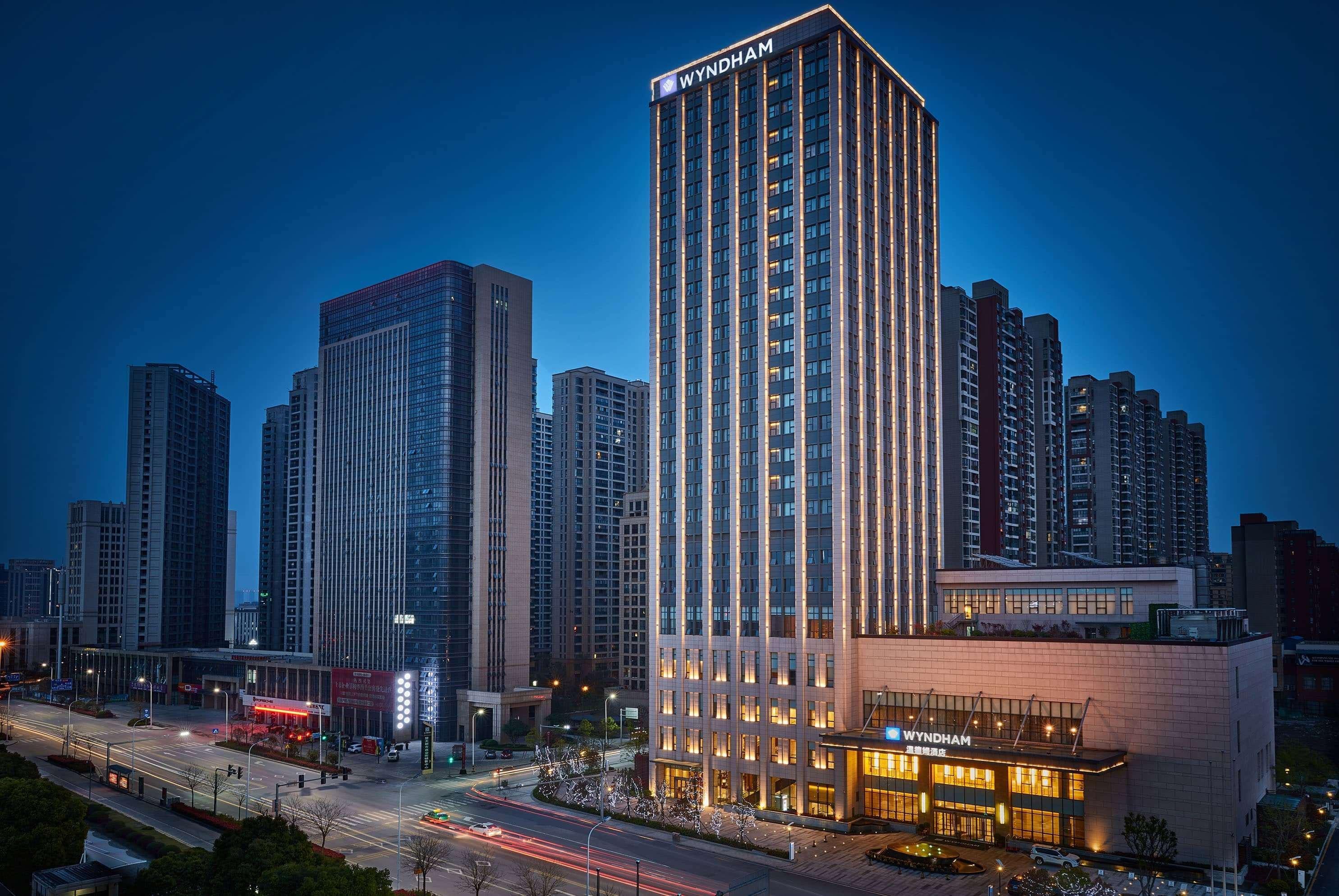 윈덤 징저우 호텔 Jingzhou  외부 사진